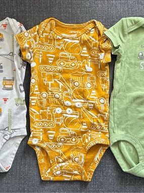 5/$25 Carter's Construction Print One-Piece Bodysuits size 3-6M